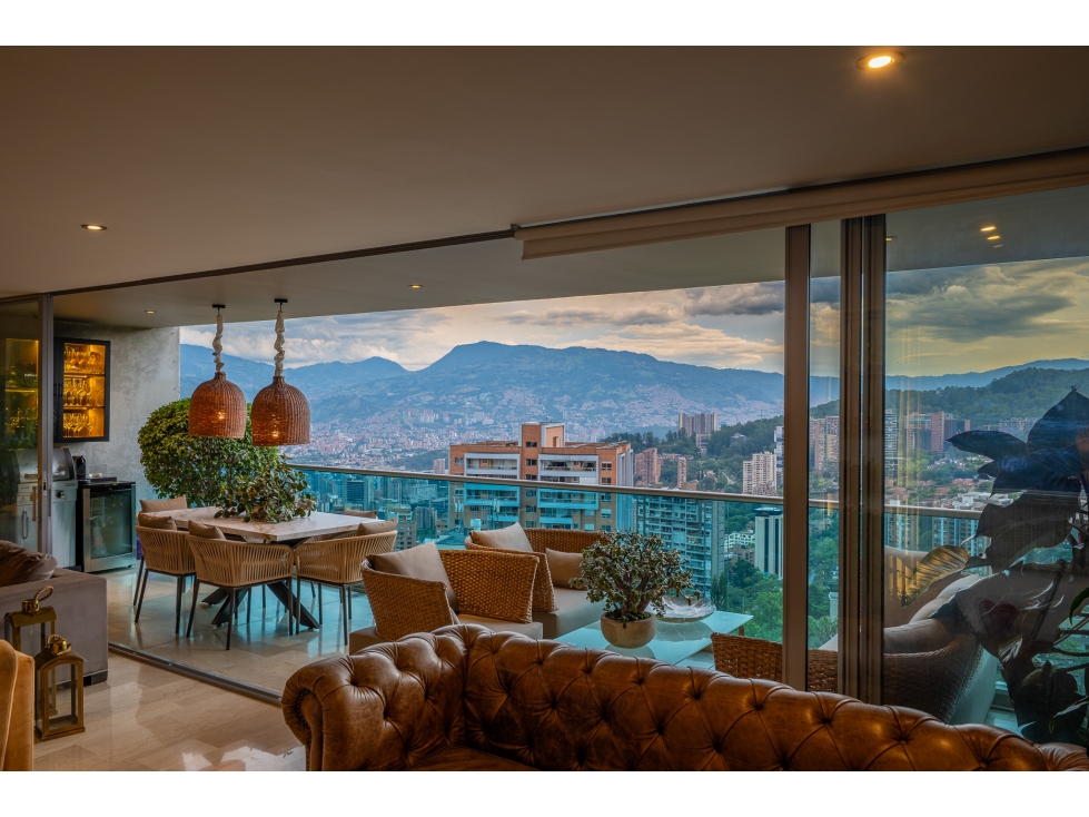 Apartamento piso alto amplio con vista panoramica, sector Marymount — foto 2