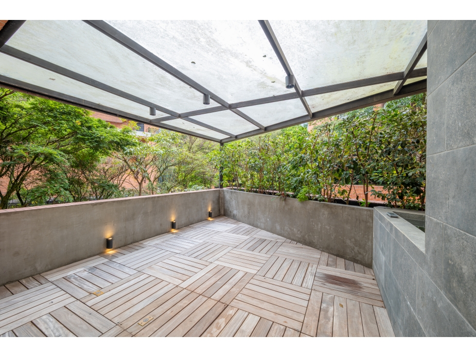 Apartamento de 1 habitacion con terraza, balcon y jacuzzi en Aviñon — foto 2