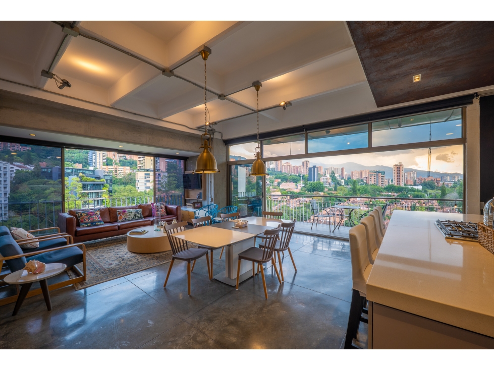 EN VENTA - LOFT INDUSTRIAL EN PROVENZA, PISO ALTO