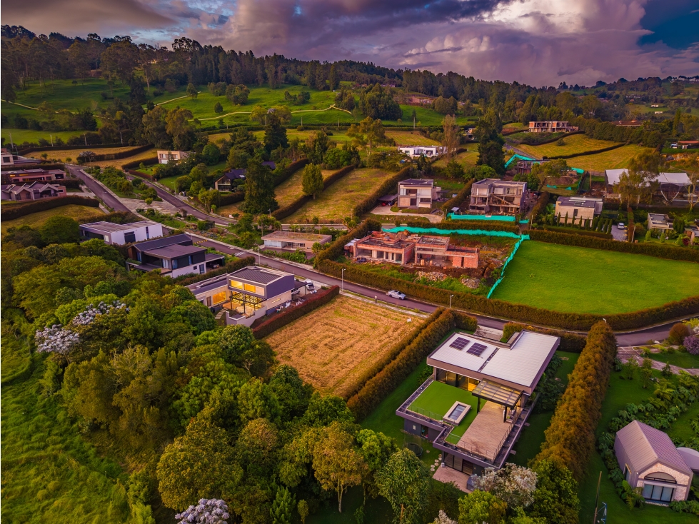 LOTE de 2109 m2 en parcelacion exclusiva del Alto de Las Palmas