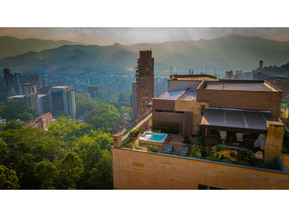 Penthouse Duplex de lujo en Altos del Poblado