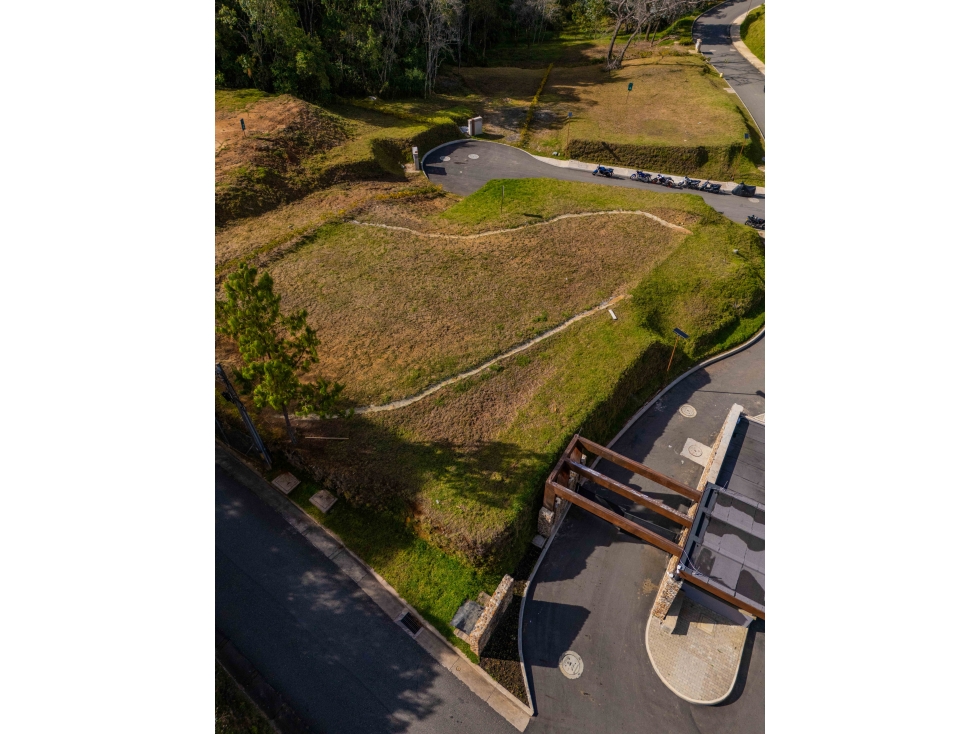 Lote con VISTA A LA CIUDAD - Sector Viva Palmas, Alto de las Palmas — foto 4