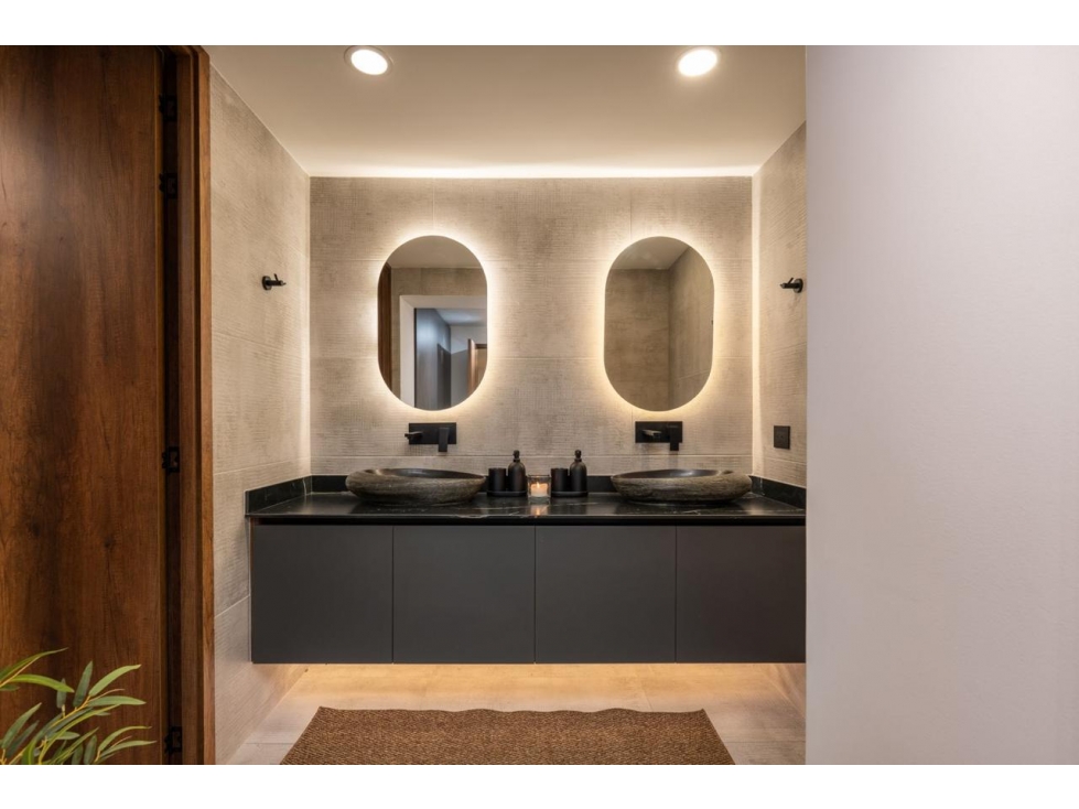 FOR SALE - Fully furnished 2 Story Penthouse in Provenza — foto 5