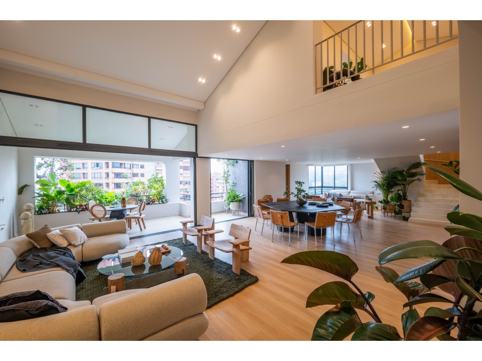 EN VENTA - Penthouse de lujo de dos niveles en Provenza