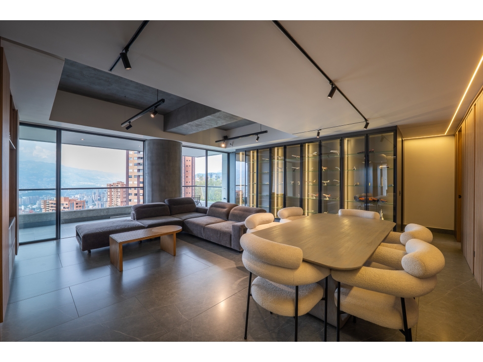 FOR SALE Luxury apartment with panoramic views El Tesoro, El Poblado