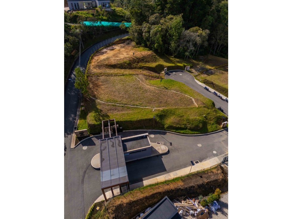 Lote con VISTA A LA CIUDAD - Sector Viva Palmas, Alto de las Palmas — foto 5