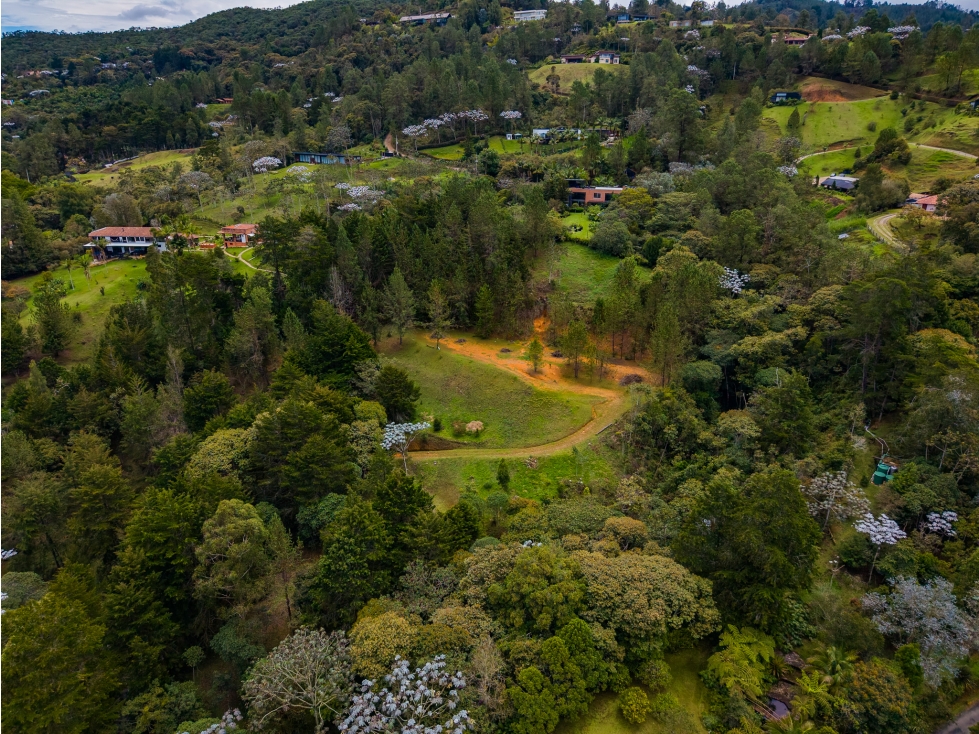 LOTE con vista a la Represa La Fe en parcelacion exclusiva - EL Retiro — foto 3