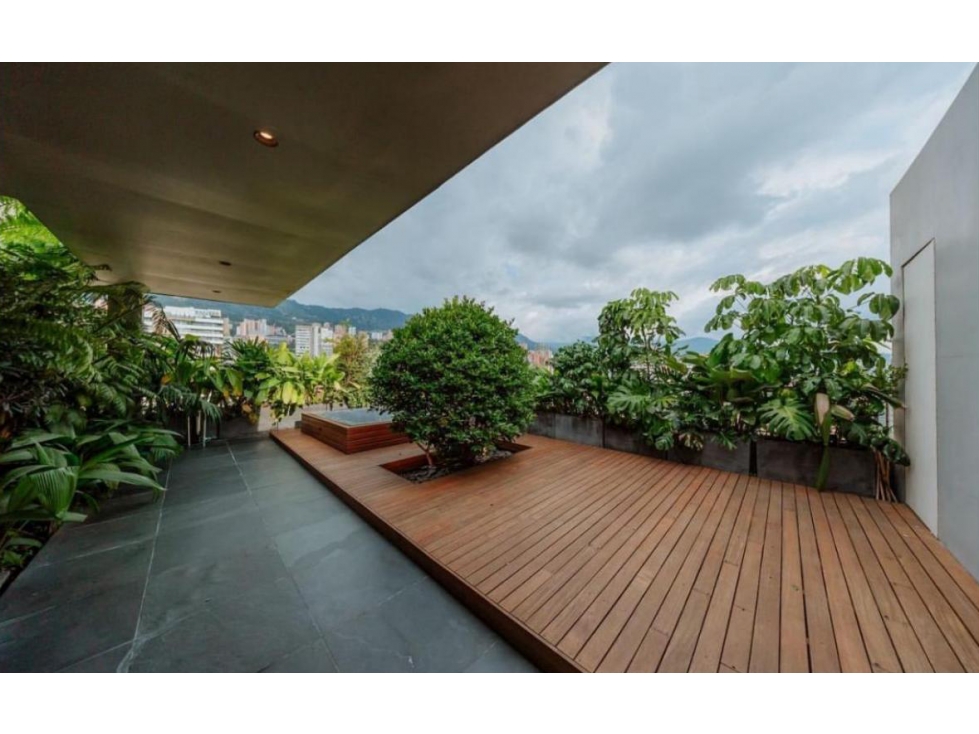 FOR SALE - Bachelor Luxury Penthouse with private rooftop terrace — foto 4