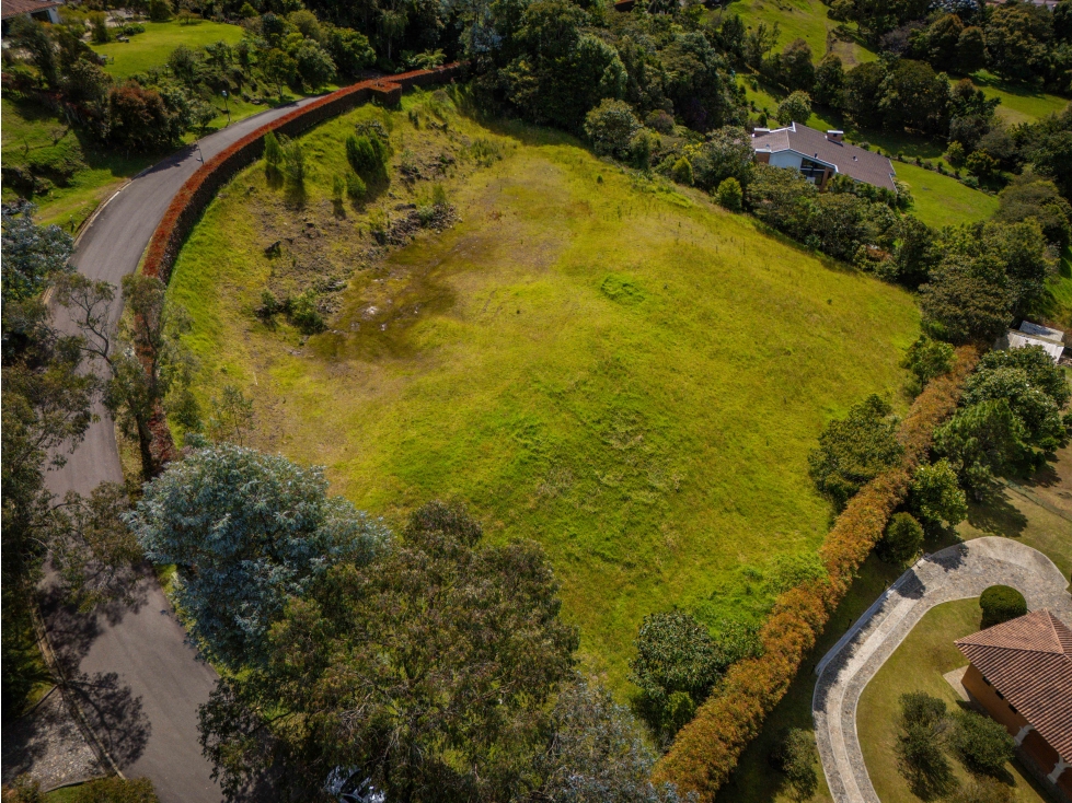 Hermoso y amplio LOTE de 6400 mts en la Acuarela - Alto de las Palmas — foto 6