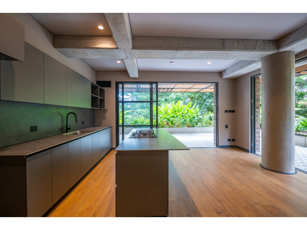 Brand new 1BR exclusive apartment with terrace, El Poblado, Castropol — foto 2
