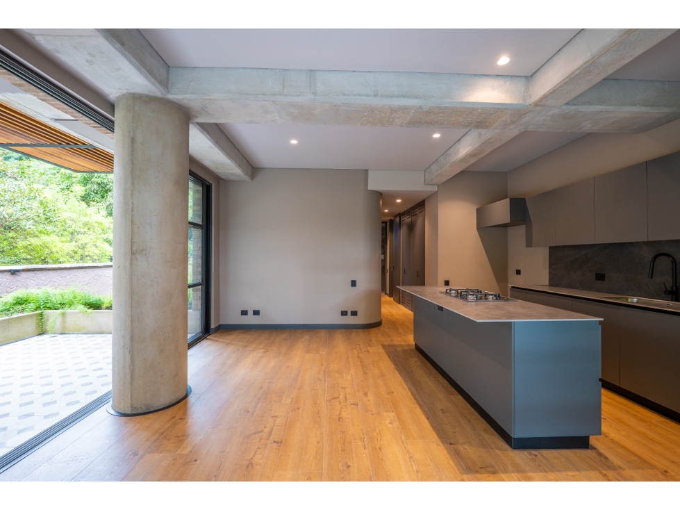 Brand new 1BR exclusive apartment with terrace, El Poblado, Castropol — foto 3