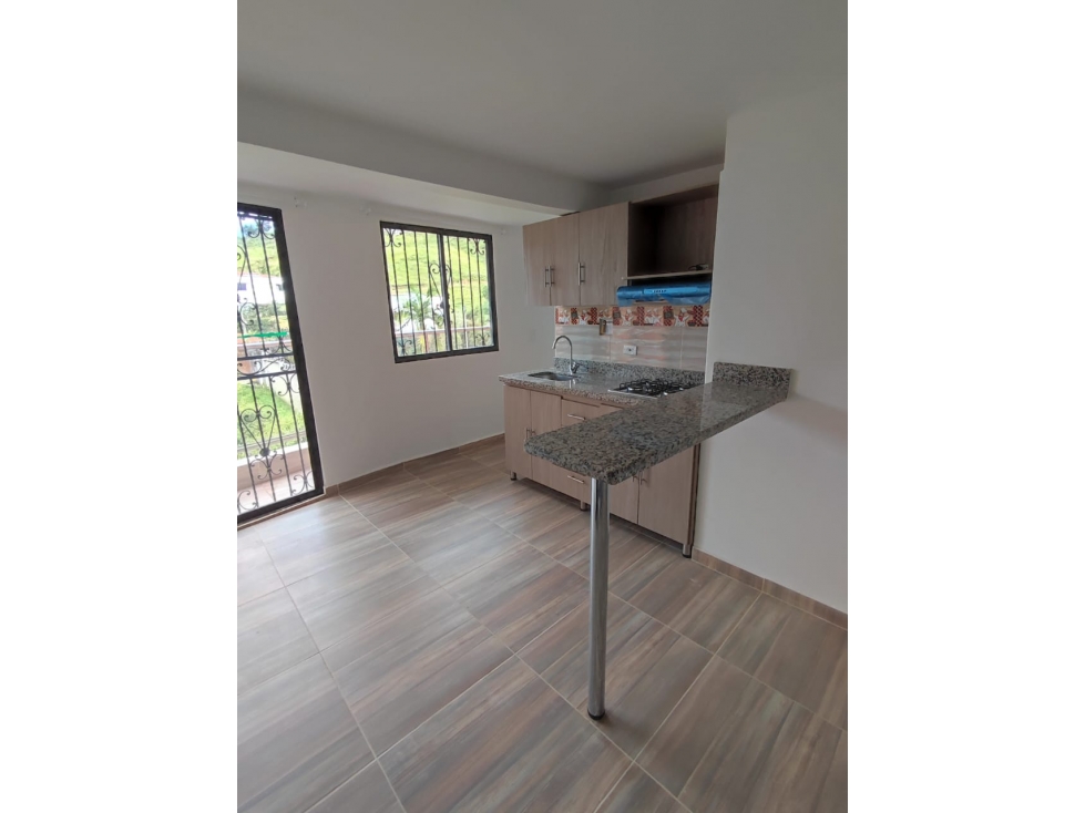Apartamento en venta, el santuario — foto 2