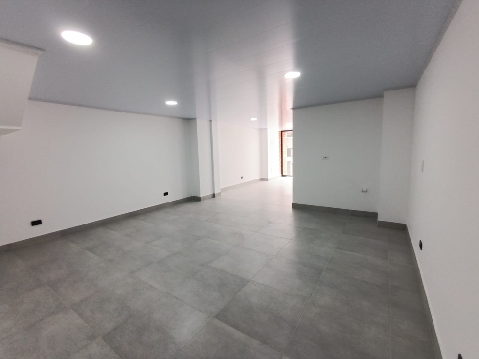 Oficina en arriendo, Llano grande - 5