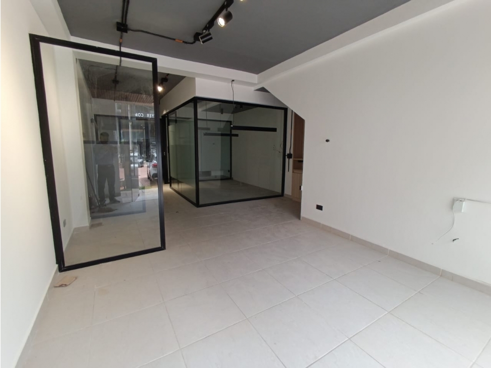 Oficina en arriendo, Llano grande - 3