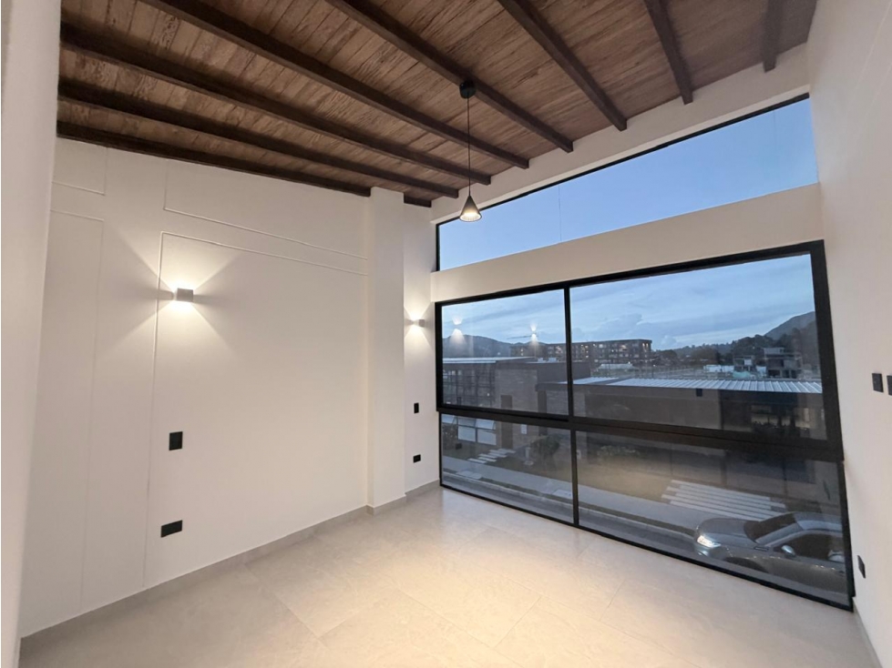 Casa en arriendo, La ceja