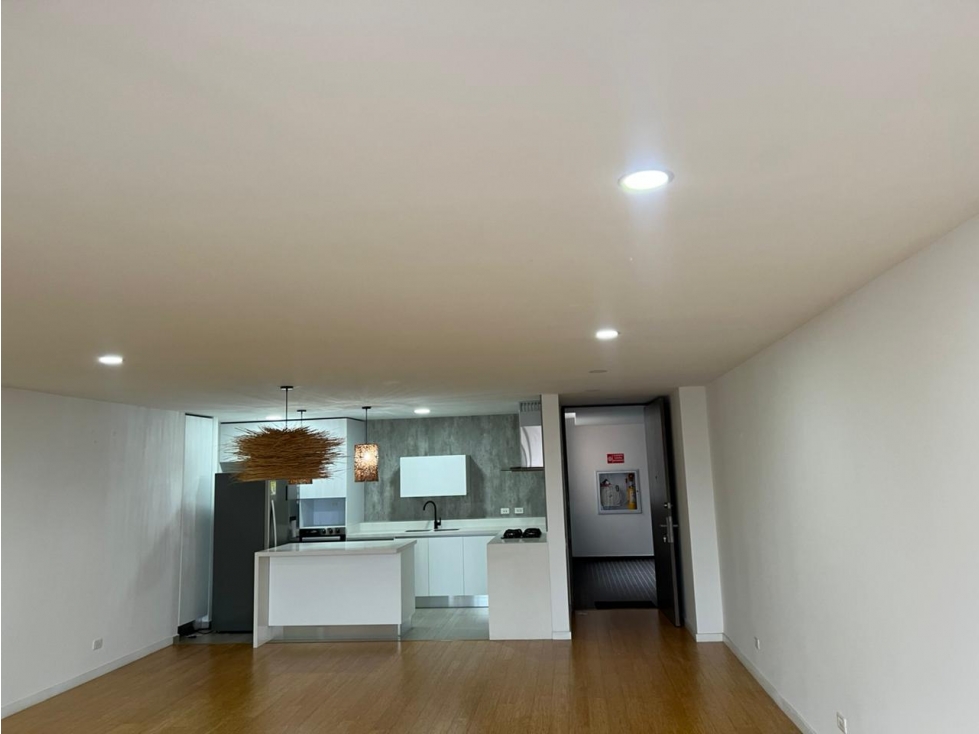 Apartamento en Arriendo Loma de las Brujas, Envigado
