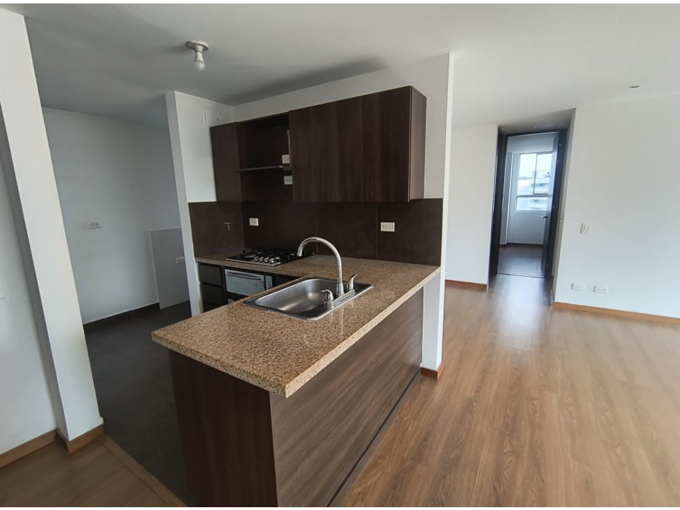 Arriendo apartamento por la Intermedia, Envigado