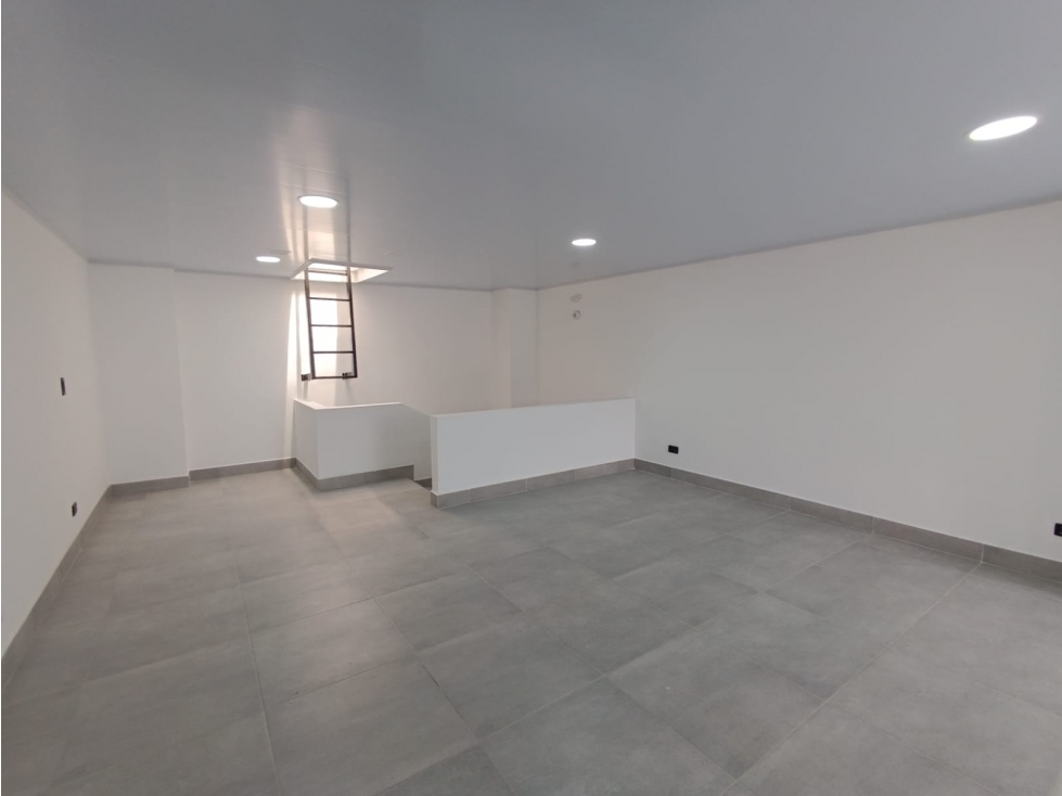 Oficina en arriendo, Llano grande - 3