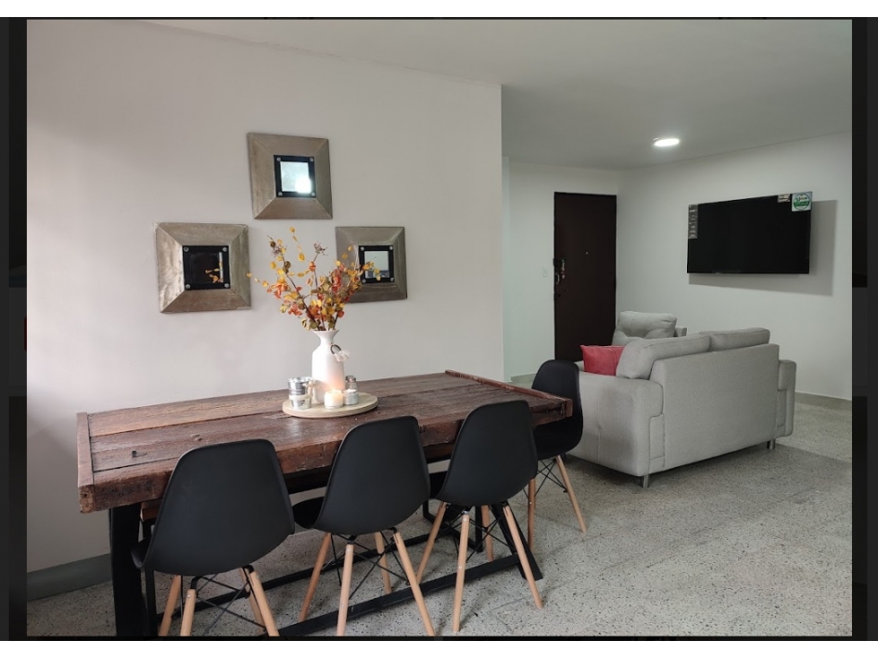 ¡Amplitud y ubicación! Casa ideal para oficinas o gran familia