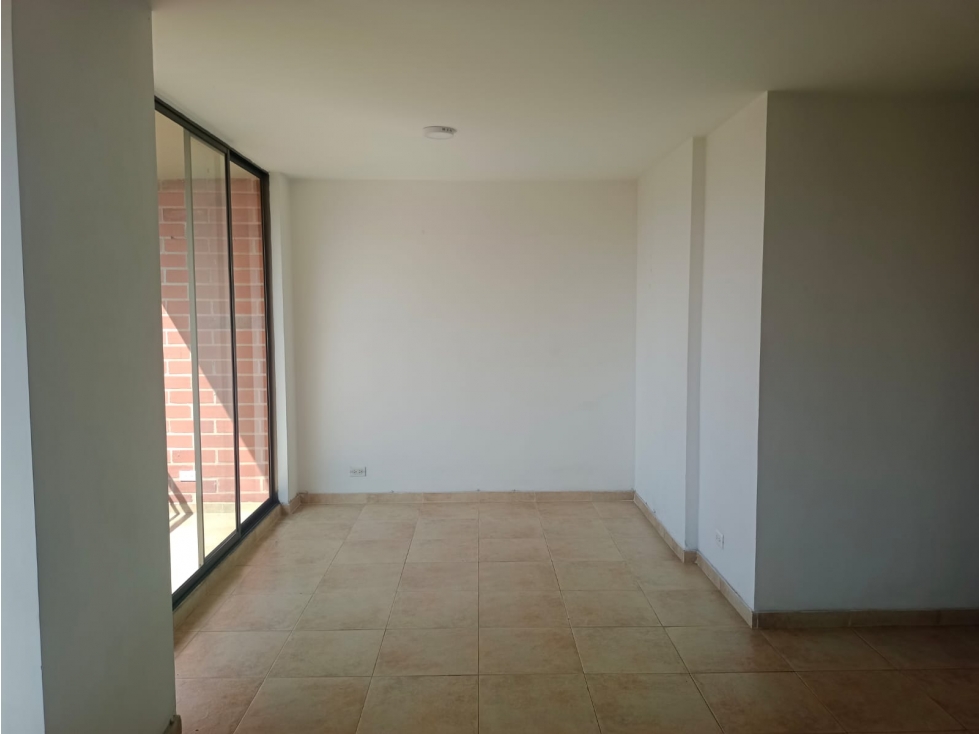 APARTAMENTO EN ARRIENDO LAURELES — foto 2