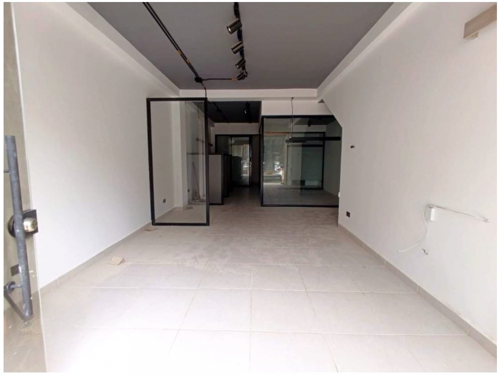 Oficina en arriendo, Llano grande - 1