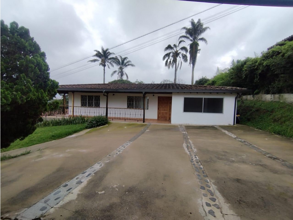 Arriendo Casa Finca en Envigado