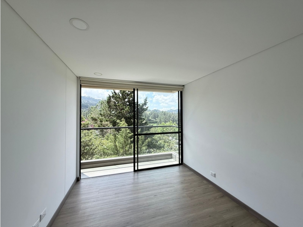 APARTAMENTO EN ARRIENDO, EL RETIRO.