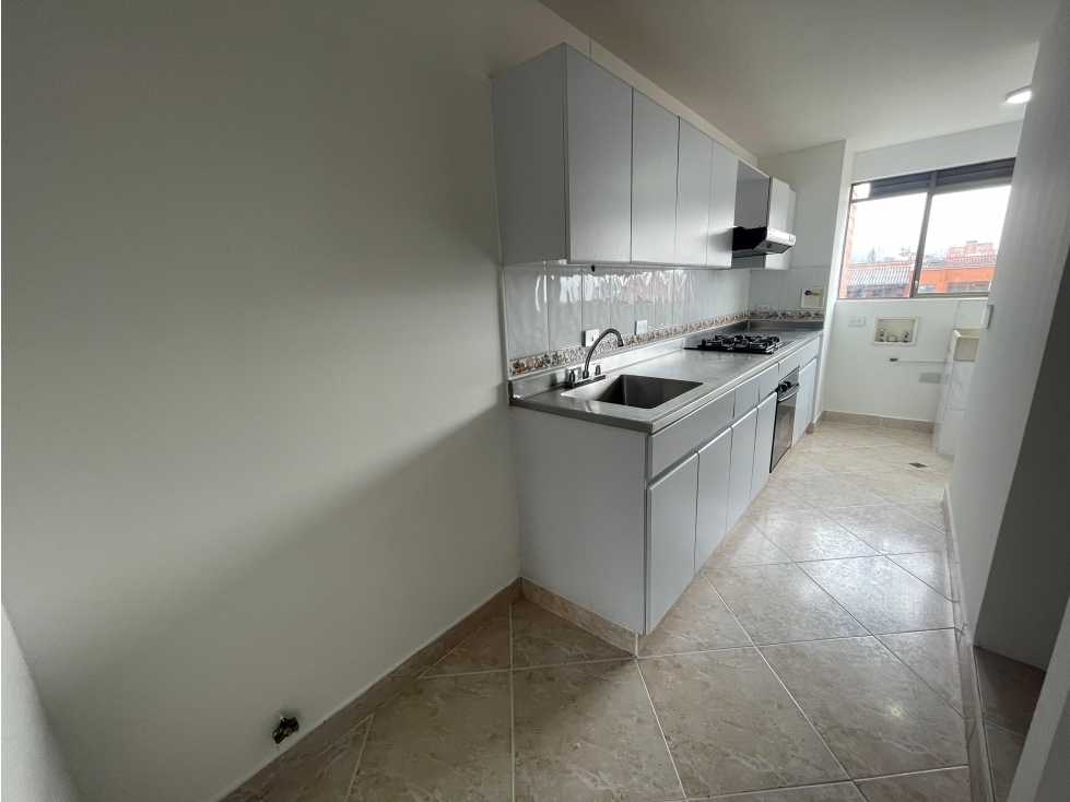 APARTAMENTO EN ARRIENDO EN CASTROPOL, LA MEJOR UBICACION — foto 6