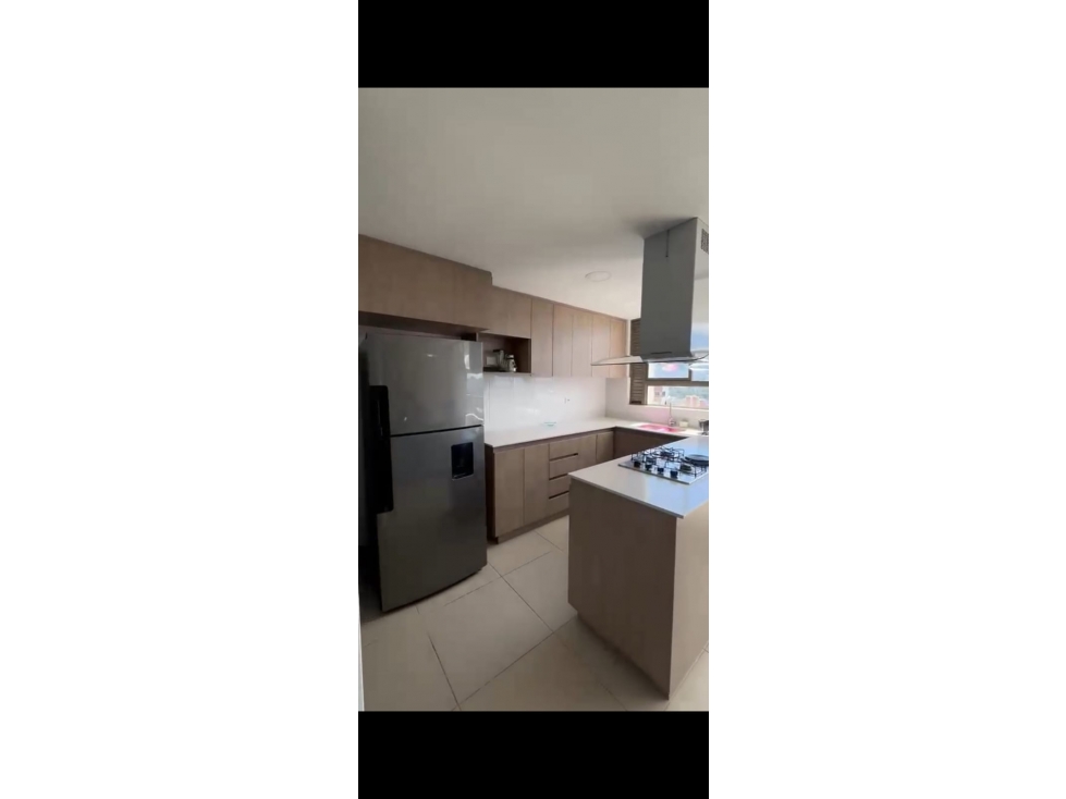 APARTAMENTO EN ALQUILER AMOBLADO EN SABANETA
