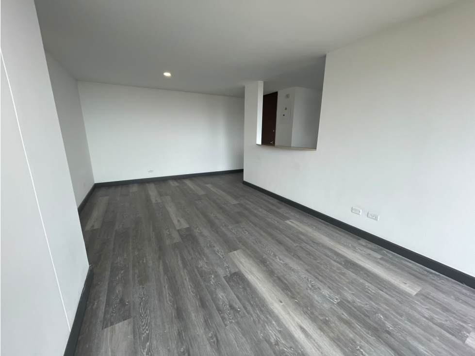 APARTAMENTO EN LA FRONTERA ENVIGADO PARA ARRIENDO — foto 5