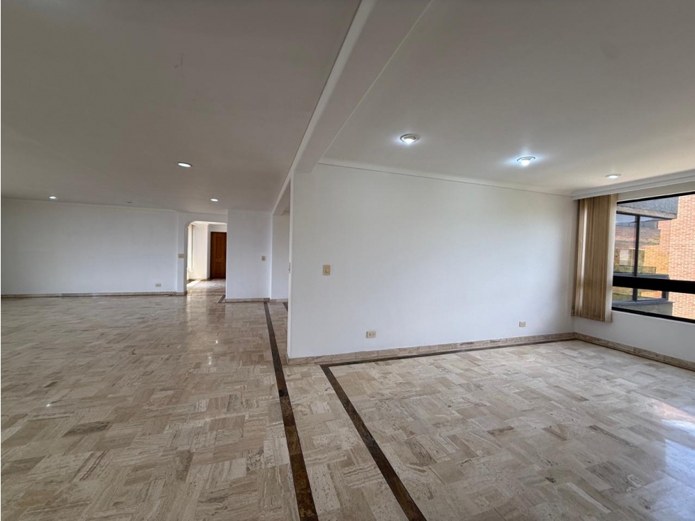 APARTAMENTO PARA ALQUILER EN POBLADO — foto 4