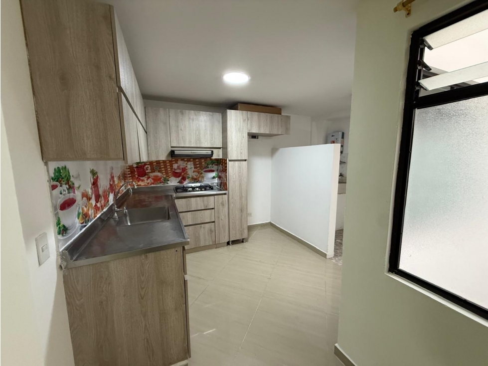 APARTAMENTO EN ALQUILER GUAYABAL — foto 2