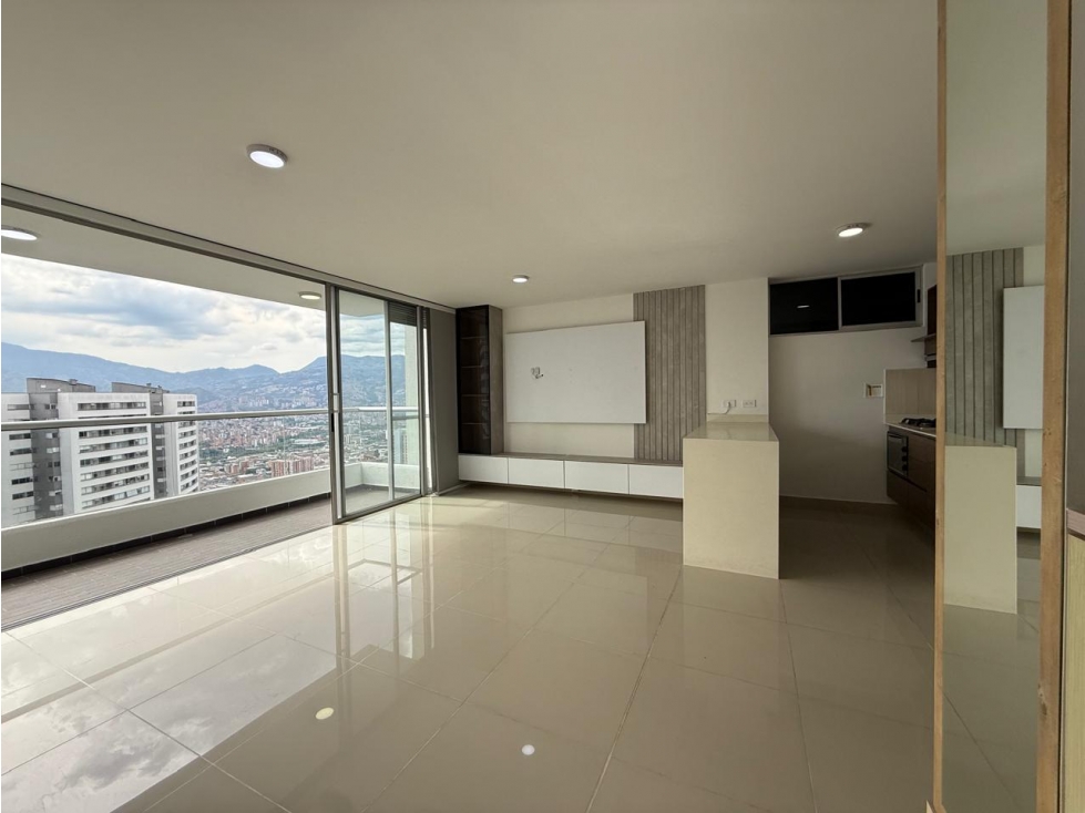 APARTAMENTO EN ALQUILER LOMA DEL INDIO — foto 2