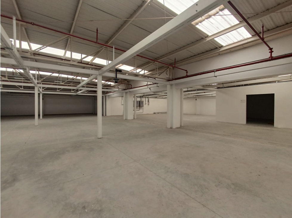 Bodega en alquiler o venta, Rionegro Antioquia - 1
