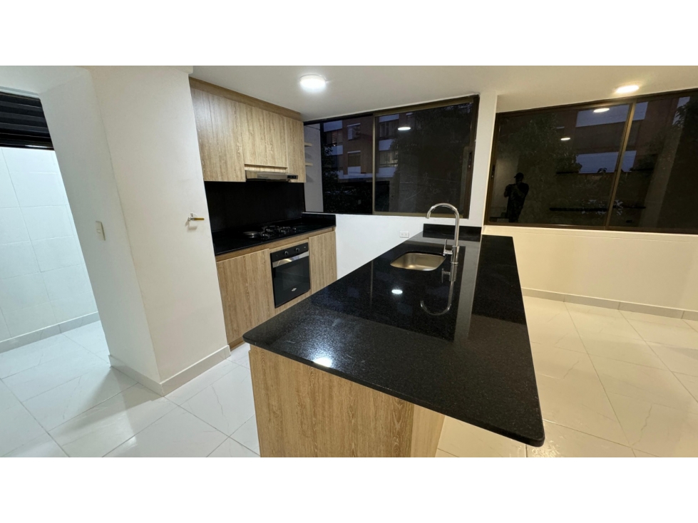 APARTAMENTO PARA VENTA EN EL POBLADO — foto 2
