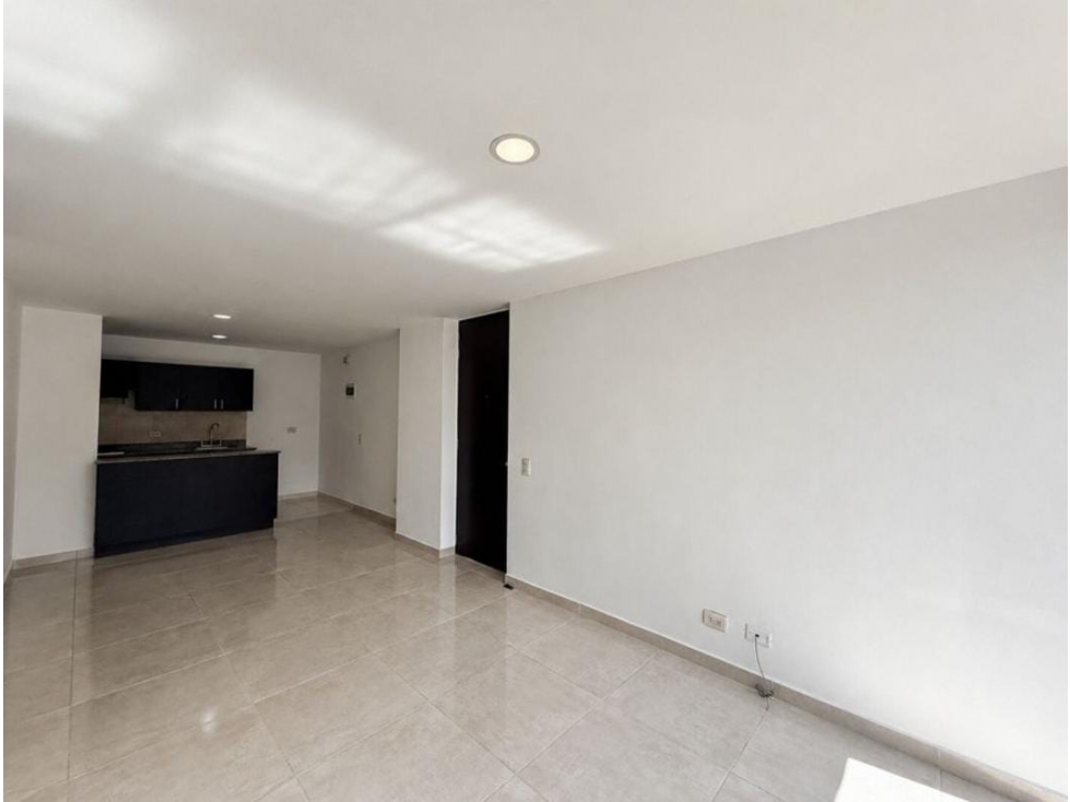 APARTAMENTO EN CIUDAD DEL RIO PARA ARRIENDO — foto 5