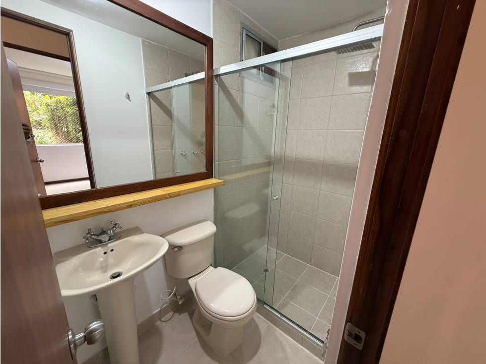 APARTAMENTO PARA ALQUILER POBLADO — foto 5