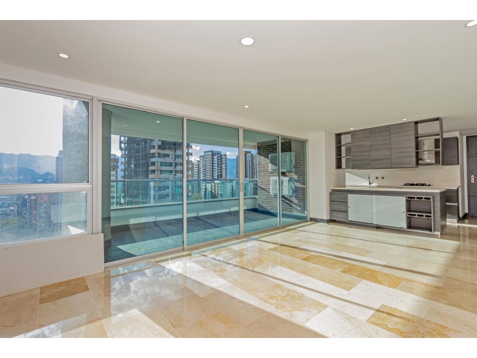 APARTAMENTO DISPONIBLE PARA VENTA EN CASTROPOL — foto 3