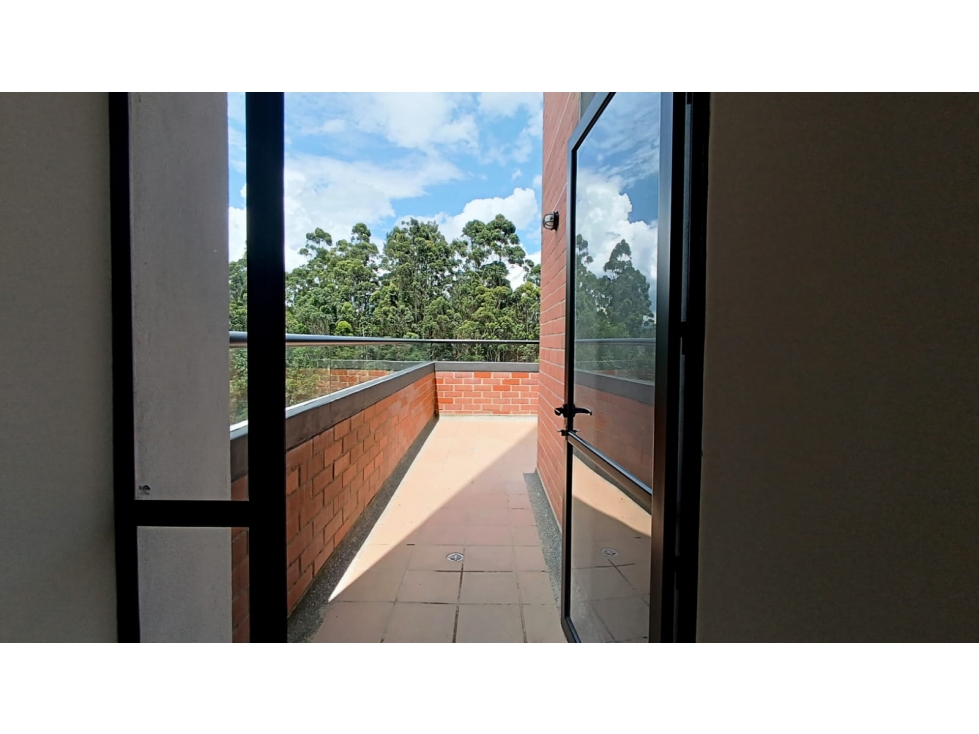 Apartamento en arriendo, Rionegro, sector San Antonio. — foto 3