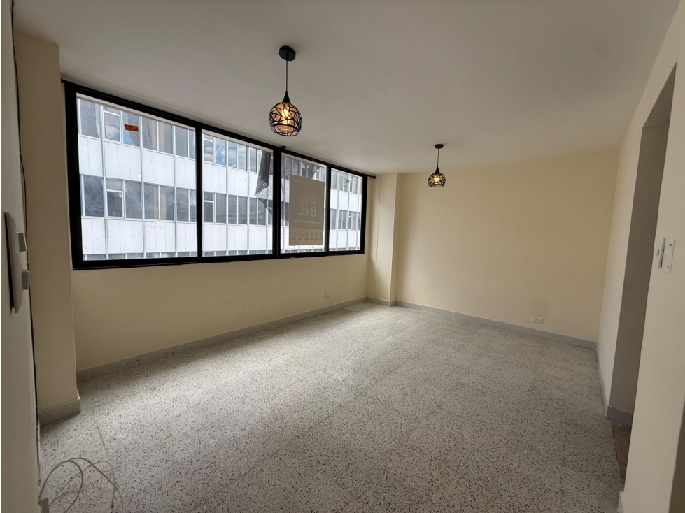 APARTAMENTO EN VENTA CENTRO - CERCA A PARQUE BERRIO