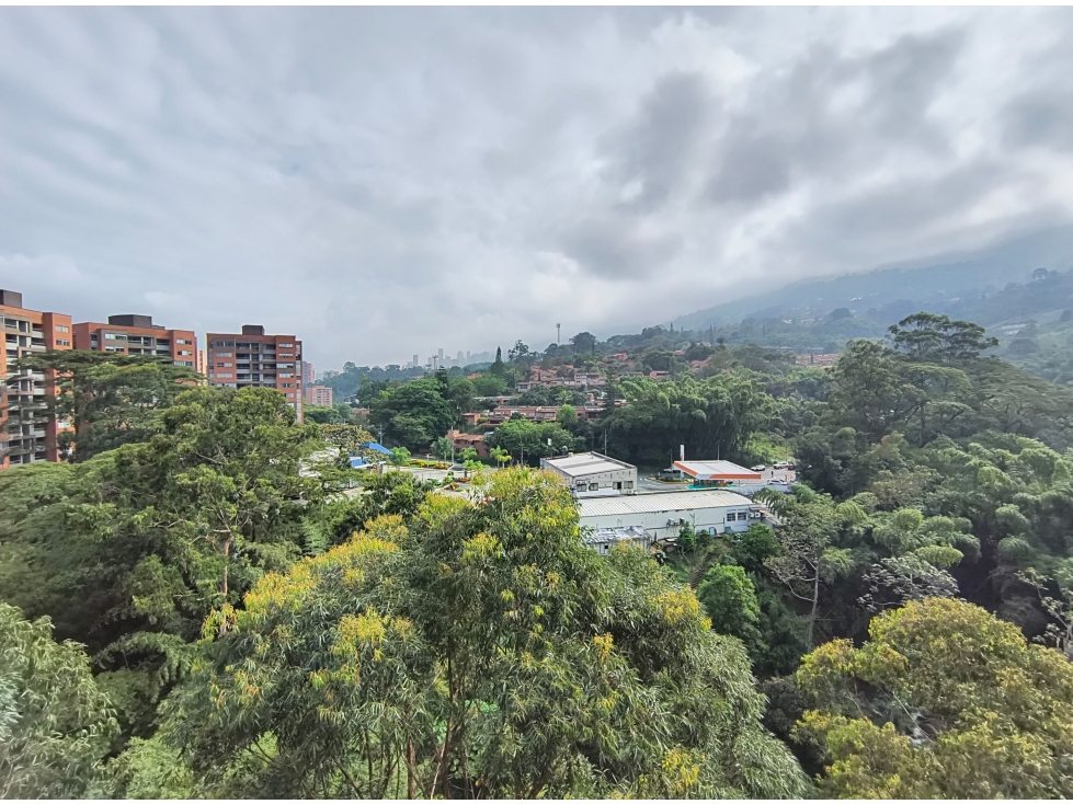 Se Vende Apartamento en la Loma del Escobero — foto 4