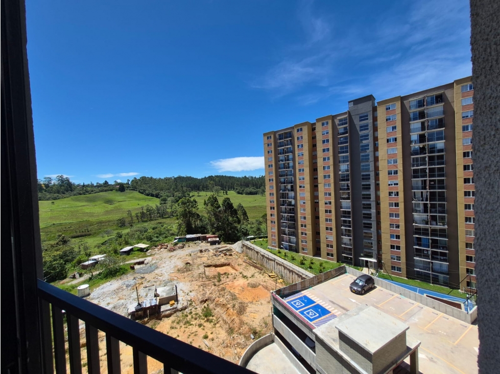 Apartamento en arriendo, Rionegro, sector via antigua a Marinilla. — foto 4