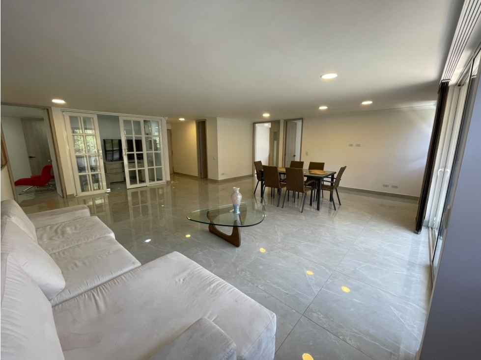 APARTAMENTO EN BALSOS, EL POBLADO PARA ARRIENDO — foto 2