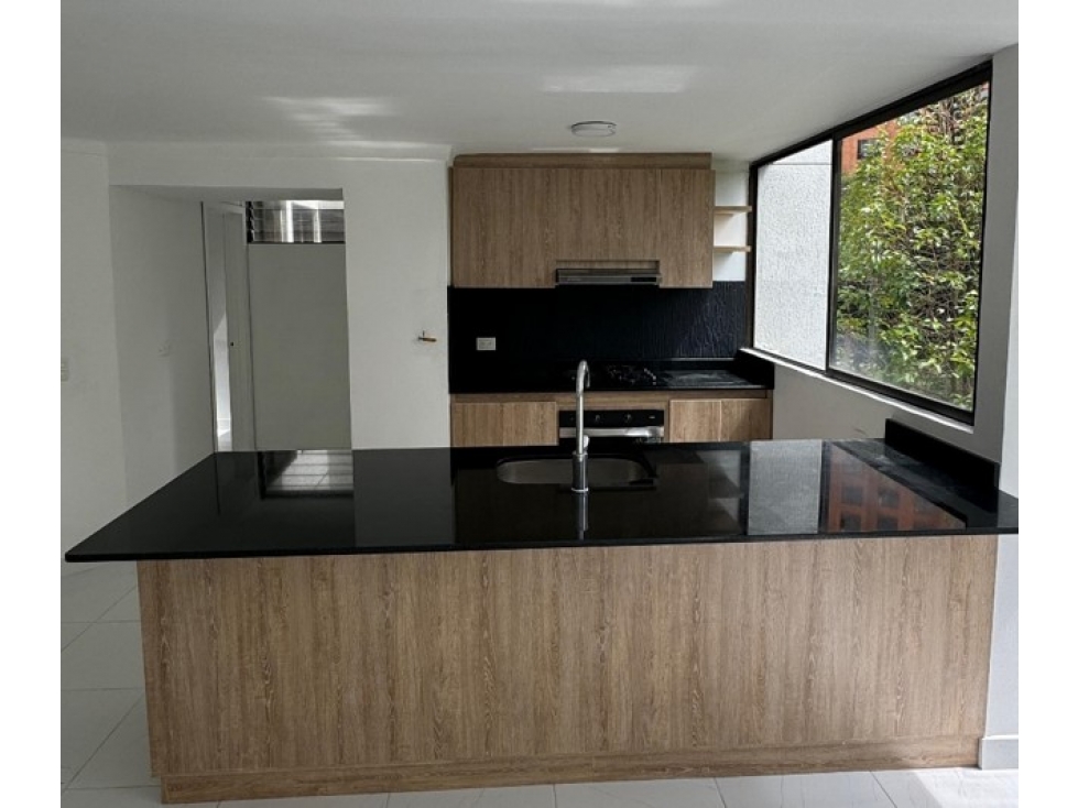 APARTAMENTO PARA VENTA EN EL POBLADO — foto 3