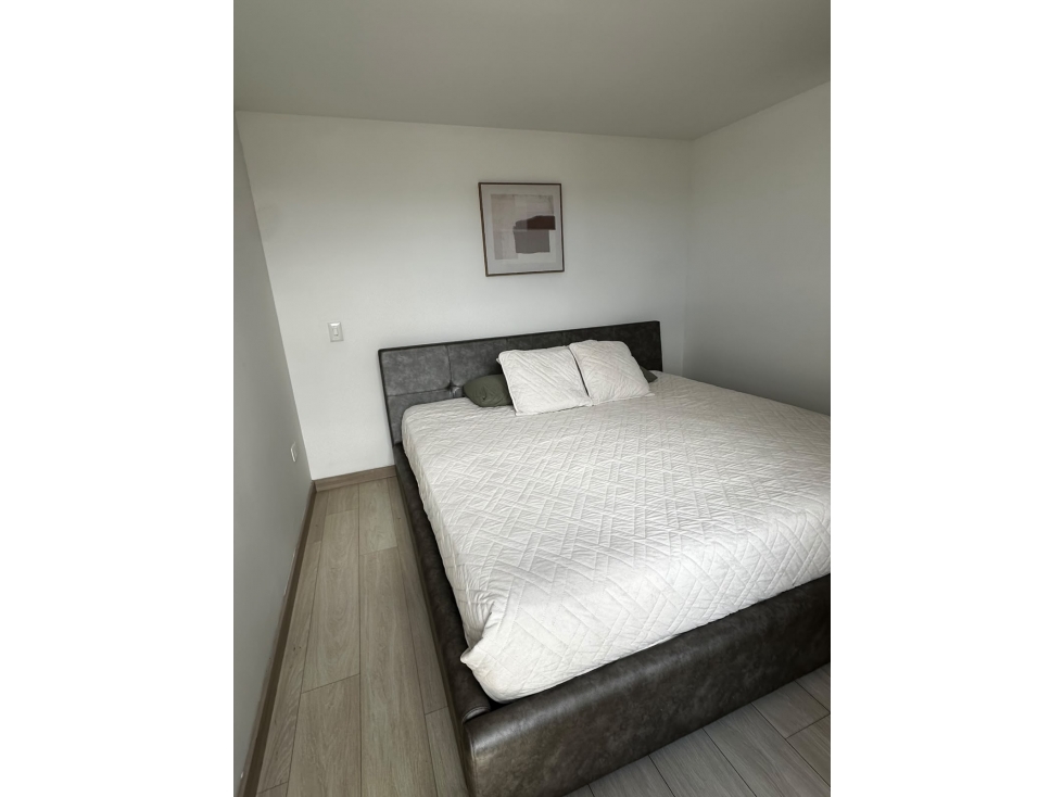 APARTAMENTO EN ALQUILER AMOBLADO EN SABANETA — foto 4