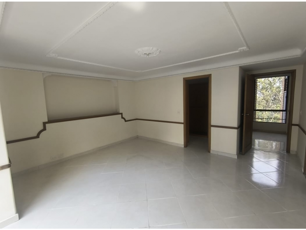 Arriendo Amplio Apartamento en el Poblado, La Tomatera — foto 3