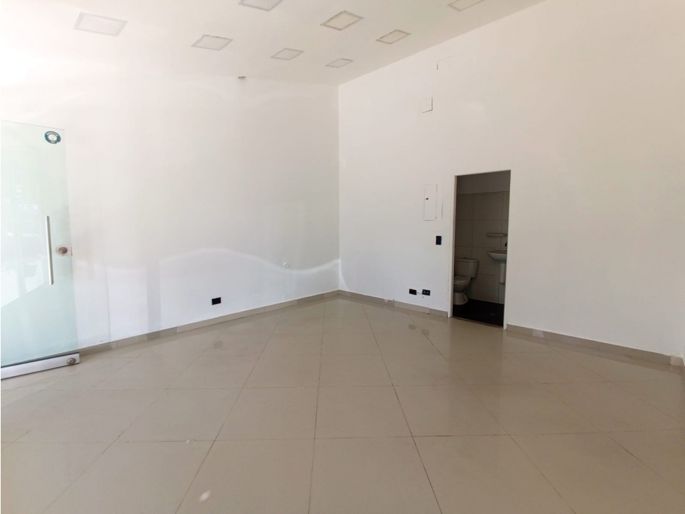 Local en arriendo, Llano Grande — foto 3