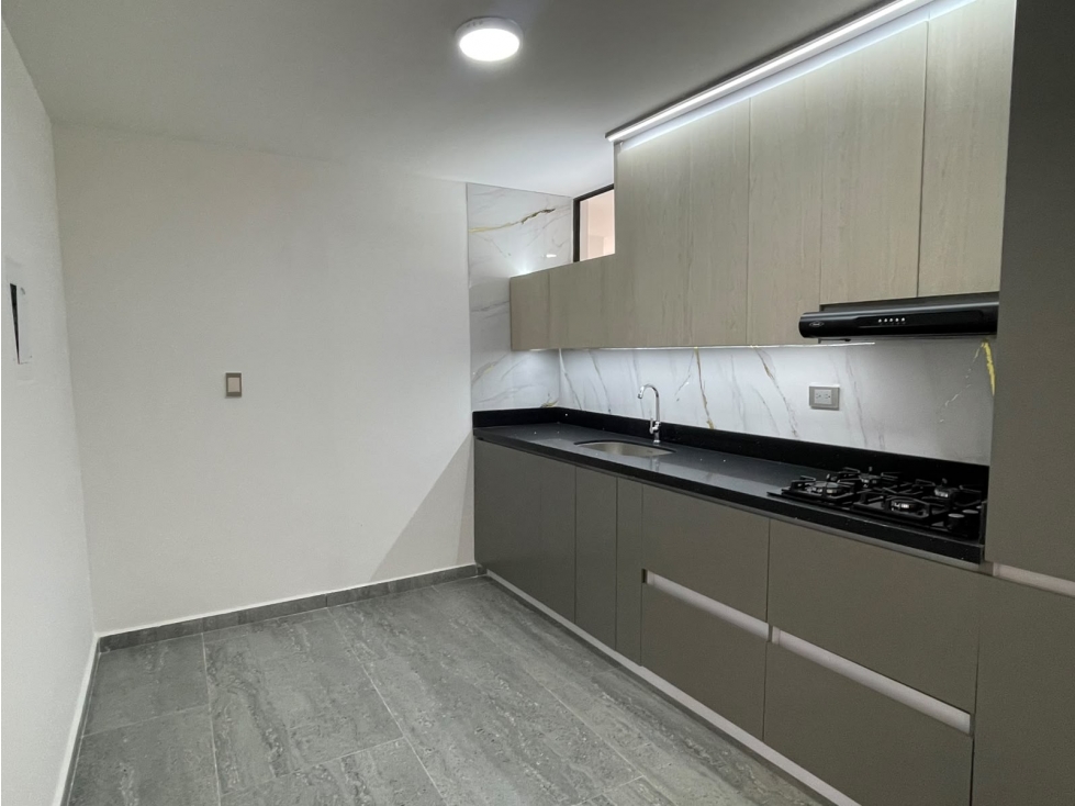 HERMOSO APARTAMENTO EN LAURELES ESTADIO PARA ARRIENDO — foto 5