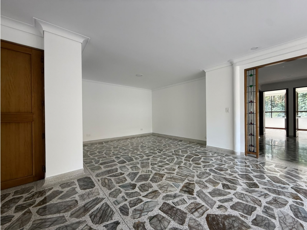 APARTAMENTO PARA VENTA Y ALQUILER EN POBLADO — foto 3