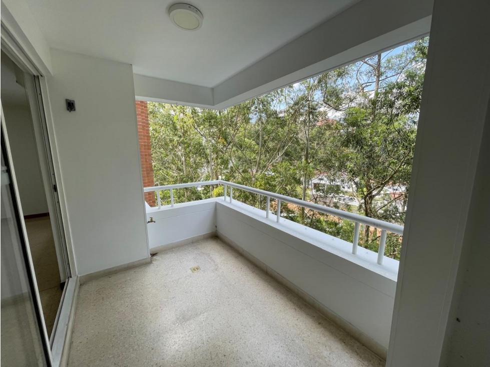 APARTAMENTO PARA ARRIENDO EN EL POBLADO SAN LUCAS — foto 5